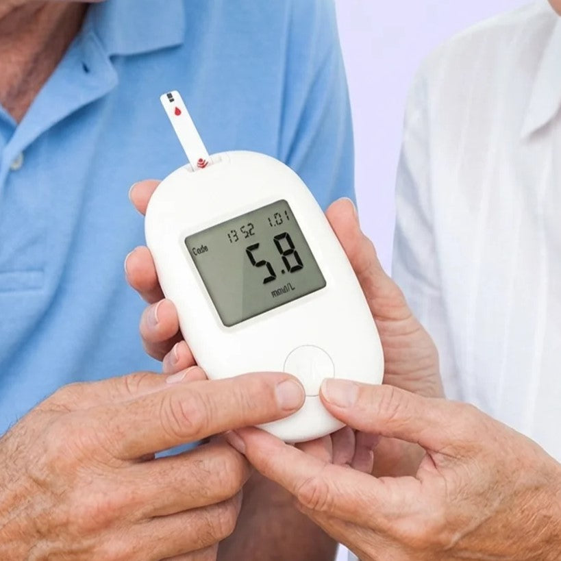 Monitorea tu Glucosa con Precisión en Segundos - Glucómetro Digital Portátil